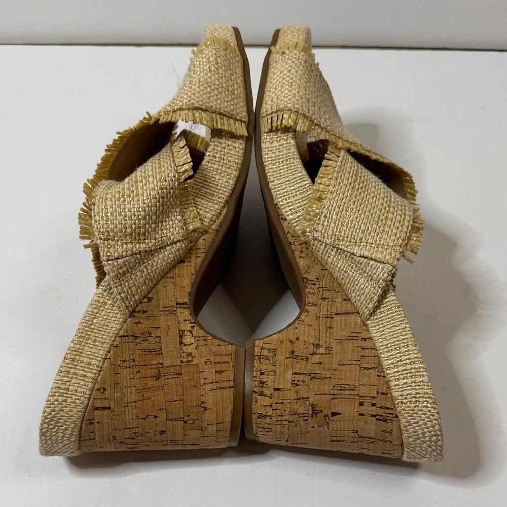AEROSOLES Madina Sand Raffia Crisscross Wedge Size 11 NWOT
